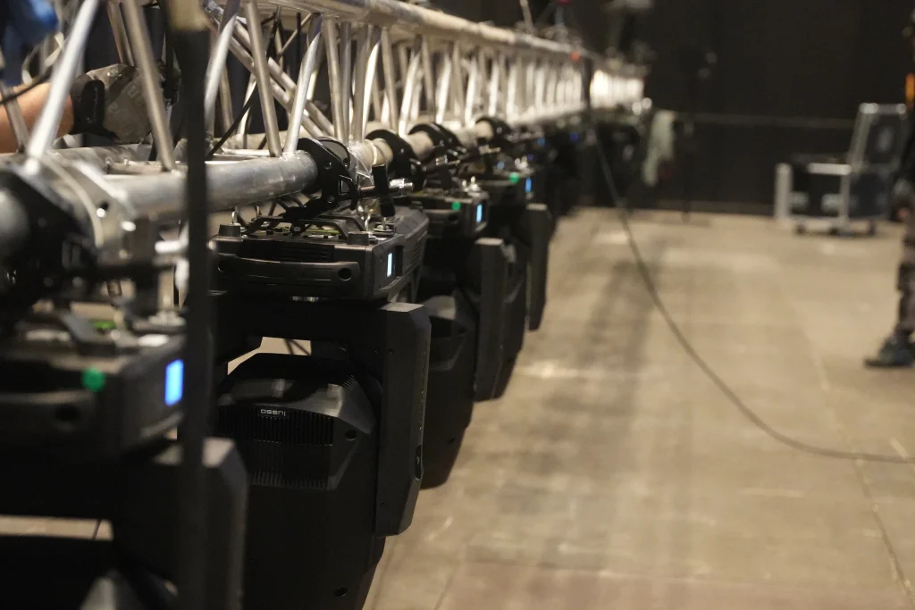 Normes et sécurité en événementiel : ce que toute installation technique doit respecter