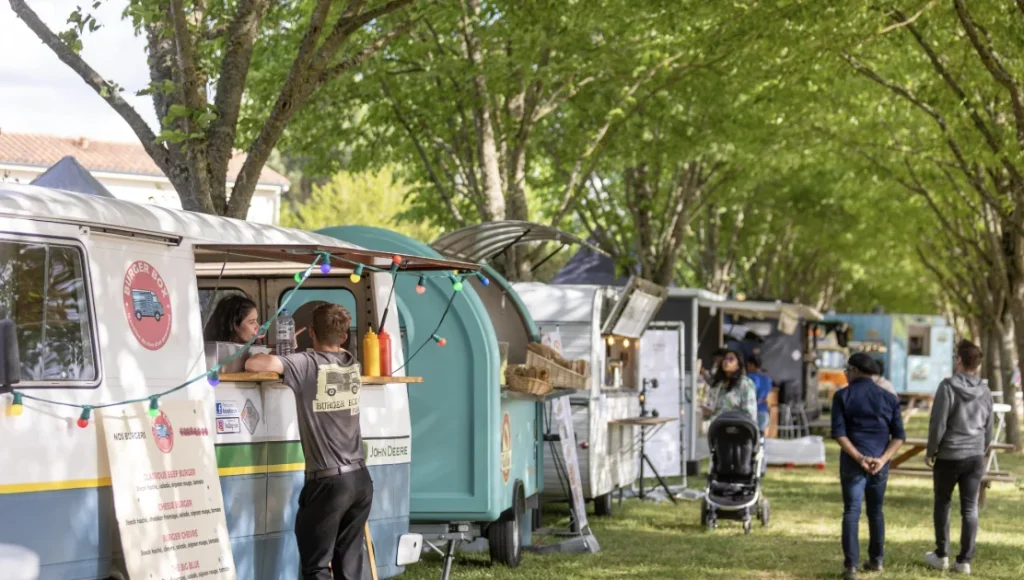 Alimenter des food-trucks sans faire sauter l’installation